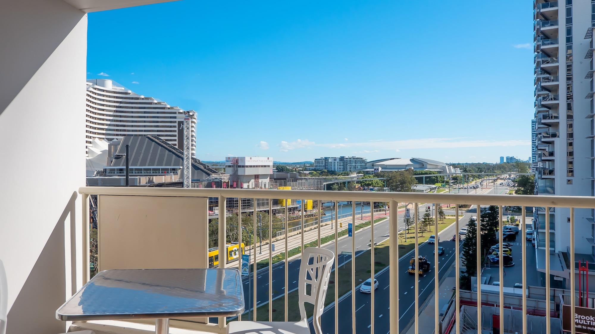 Broadbeach Savannah Resort Exterior foto